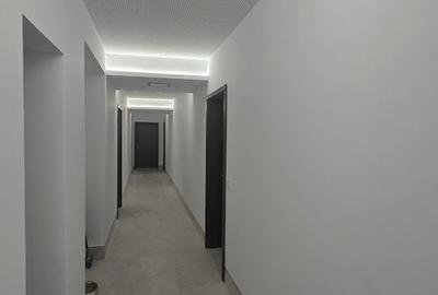 Apartament cu 3 camere în Vitan