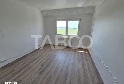Apartament cu 3 camere decomandat în Central - 4