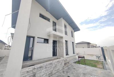 Casă cu 5 camere cu Teren 340 Mp în Central