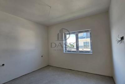 Apartament cu 3 camere semidecomandat în Șelimbăr - 3