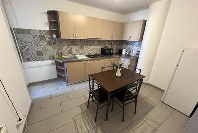 Apartament cu 3 camere decomandat, mobilat în Brăilei - 1