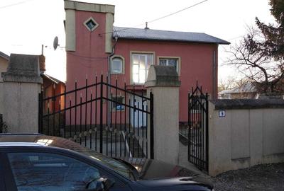 Casă cu 2 camere cu Teren 300 Mp în Bolintin-Deal
