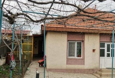 Casă individuală cu 5 camere cu Teren 1447 Mp în Sud - 3