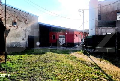 Spațiu comercial, de 420 mp, în Central - 4