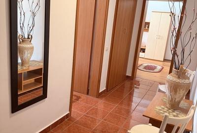 Apartament decomandat în Calea Dumbrăvii