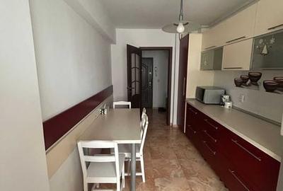 Apartament cu 2 camere decomandat în Central - 2
