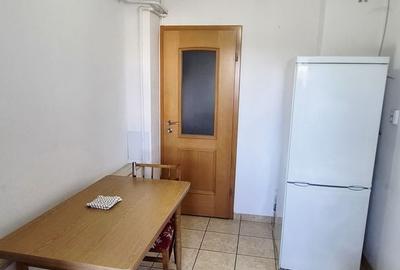 Apartament cu 3 camere decomandat în Sărari - 7