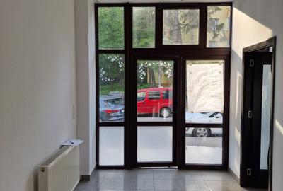 Spațiu comercial, de 55 mp, în Ultracentral - 3