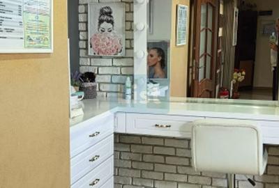 Spațiu comercial, de 107.30000305176 mp, în Centru Civic - 8