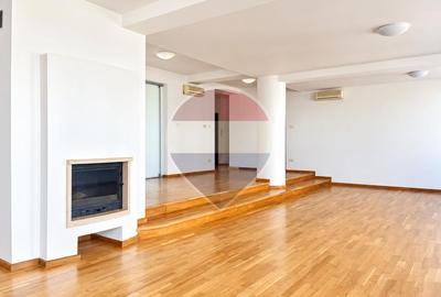 Apartament cu 3 camere decomandat în Floreasca