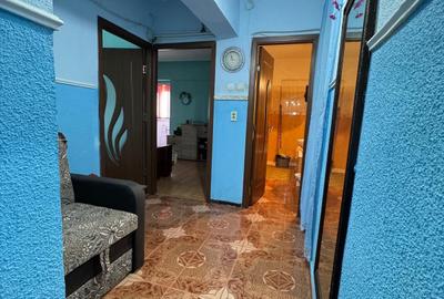 Apartament cu 3 camere decomandat în Dacia - 4