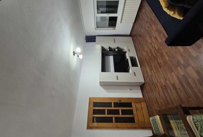 Apartament cu 2 camere nedecomandat în Central