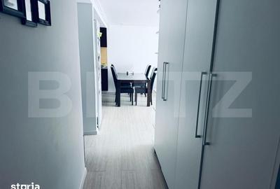 Apartament cu 3 camere semidecomandat în Central
