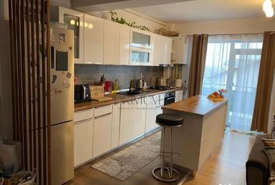 Apartament cu 3 camere decomandat în Giroc