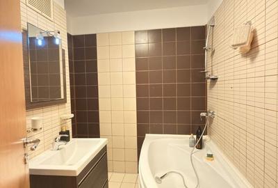 Apartament cu 3 camere decomandat în Lipovei