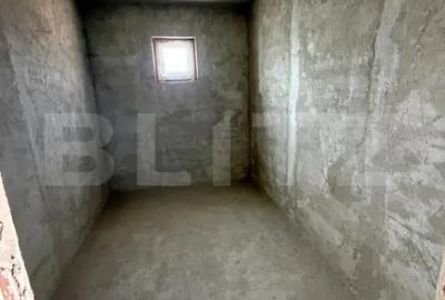 Casă cu 2 camere cu Teren 700 Mp în Central
