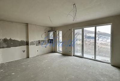 Apartament cu 2 camere semidecomandat în Florești
