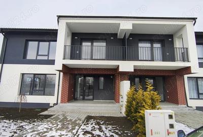 Casă cu Teren 250 Mp în Filipeștii de Târg - 2