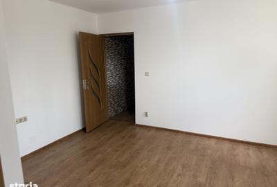 Apartament cu 2 camere în Micro 15 - 2
