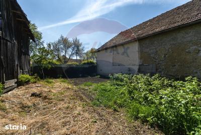 Casă cu 3 camere cu Teren 609 Mp în Părău