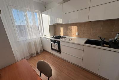 Apartament cu 2 camere semidecomandat, mobilat în Apărătorii Patriei - 2