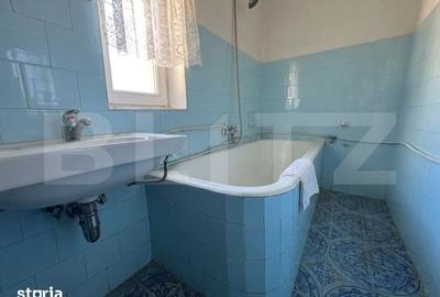 Casă cu 4 camere cu Teren 2534 Mp în Brănișca