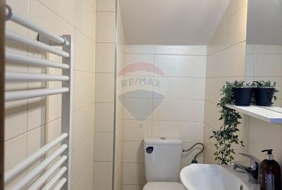 Casă cu 4 camere în Florești