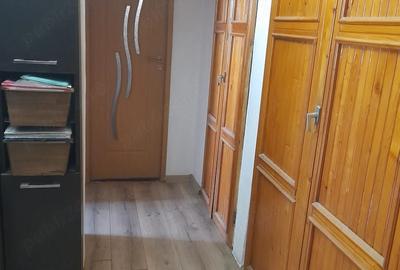 Apartament cu 2 camere decomandat în Nufărul