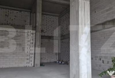 Spațiu comercial, de 170 mp, în Central