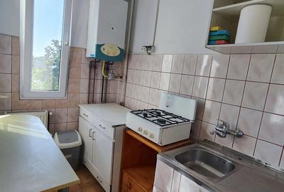 Garsonieră decomandată în Complex Studențesc