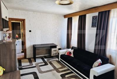 Apartament cu 2 camere decomandat, mobilat în Central