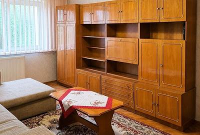 Apartament cu 2 camere decomandat, mobilat în Soarelui