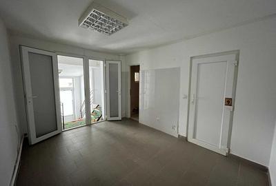 Spațiu comercial, de 78 mp, în Central