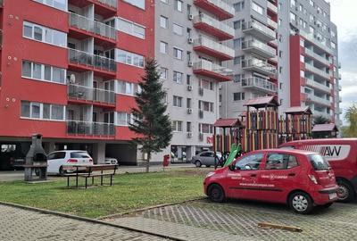 Apartament cu 2 camere nedecomandat în UTA - 1