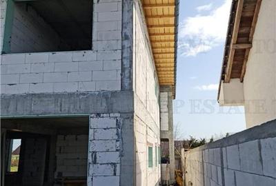 Casă individuală cu 6 camere cu Teren 450 Mp în Valu lui Traian - 5