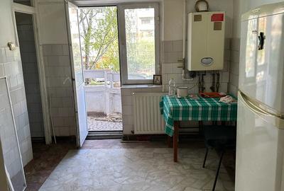Apartament cu 3 camere decomandat în Central - 2