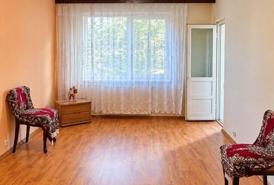 Apartament cu 2 camere decomandat în Crângași