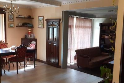Apartament cu 3 camere în Gheorgheni - 2