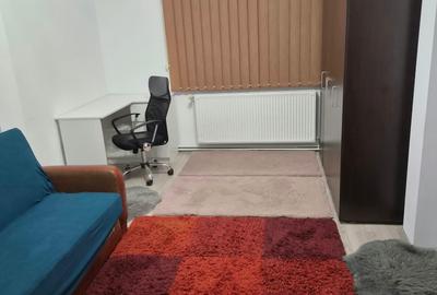 Apartament cu 3 camere decomandat în Chișoda