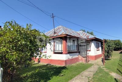 Casă cu 3 camere în Găgeni