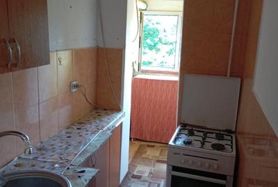 Garsonieră decomandată în Piața - 1