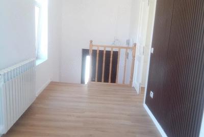 Casă cu 4 camere cu Teren 260 Mp în Casa de Cultură
