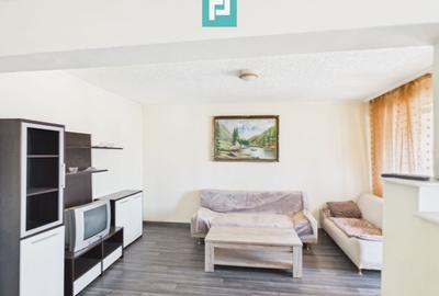 Apartament cu 3 camere decomandat în Nufărul