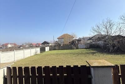 Casă cu 3 camere în Central - 1