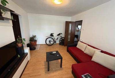 Apartament cu 2 camere semidecomandat în Apărătorii Patriei - 5