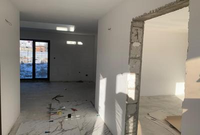 Casă individuală cu 5 camere cu Teren 1390 Mp în Vicovu de Sus - 14
