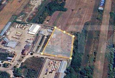 Teren de 5000 mp, în Bărcănești - 1