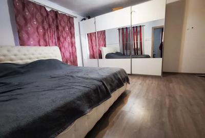 Casă individuală cu 5 camere cu Canalizare în Mehala