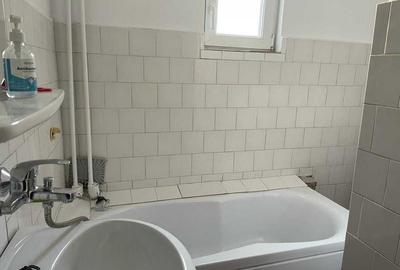 Apartament cu 2 camere semidecomandat în Medicină