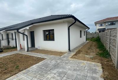 Duplex cu 3 camere cu Teren 300 Mp în Urseni - 3
